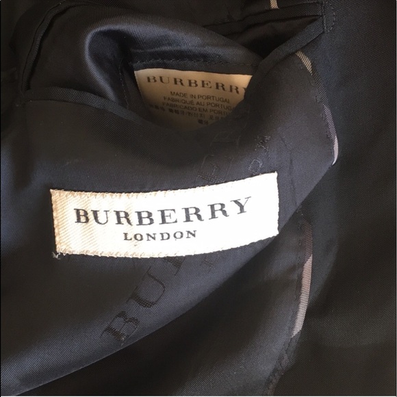 ❌SOLD❌Burberry black blazer - Picture 8 of 8